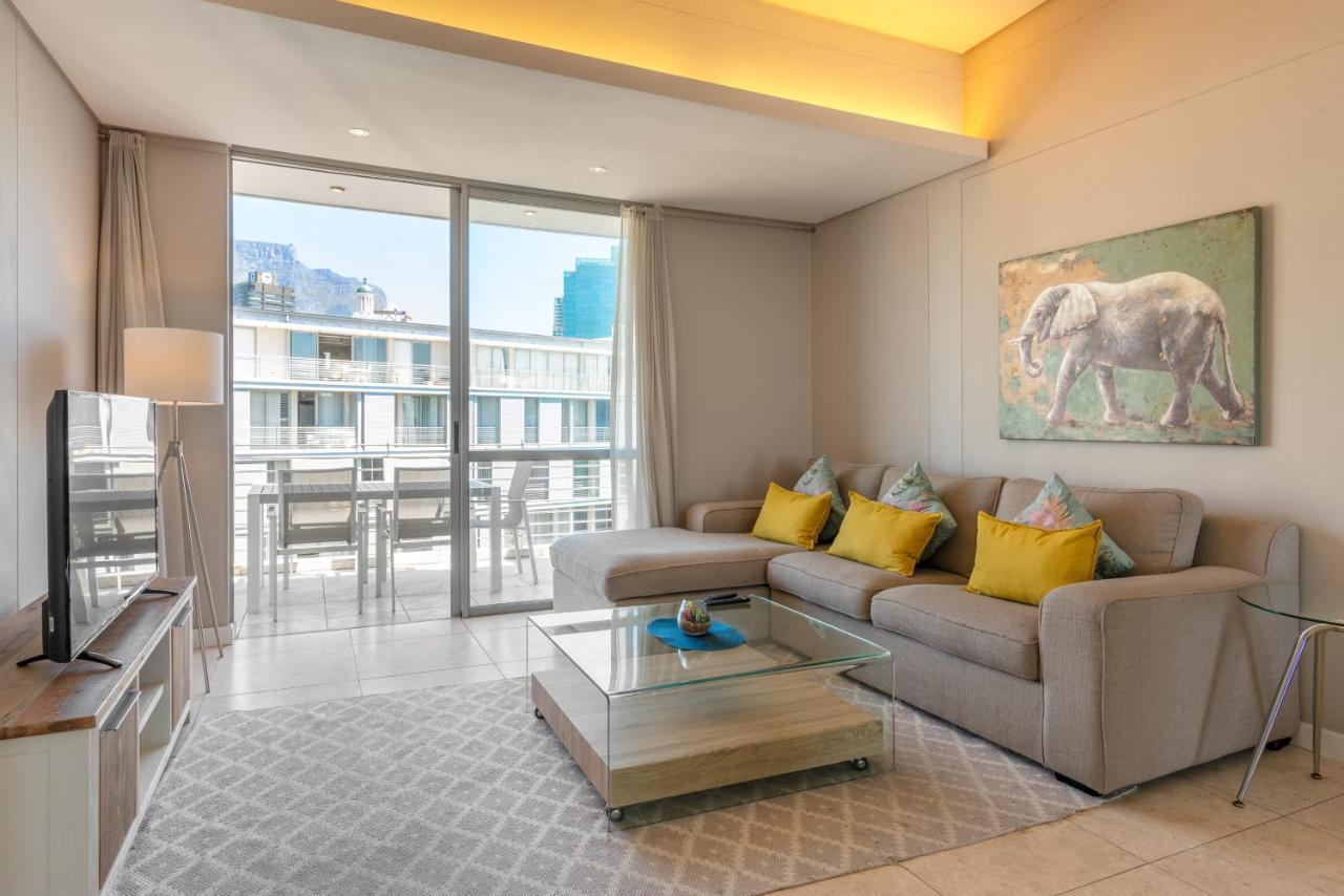 V&A Waterfront Luxury Apartments By Mcstay Cape Town Exterior photo