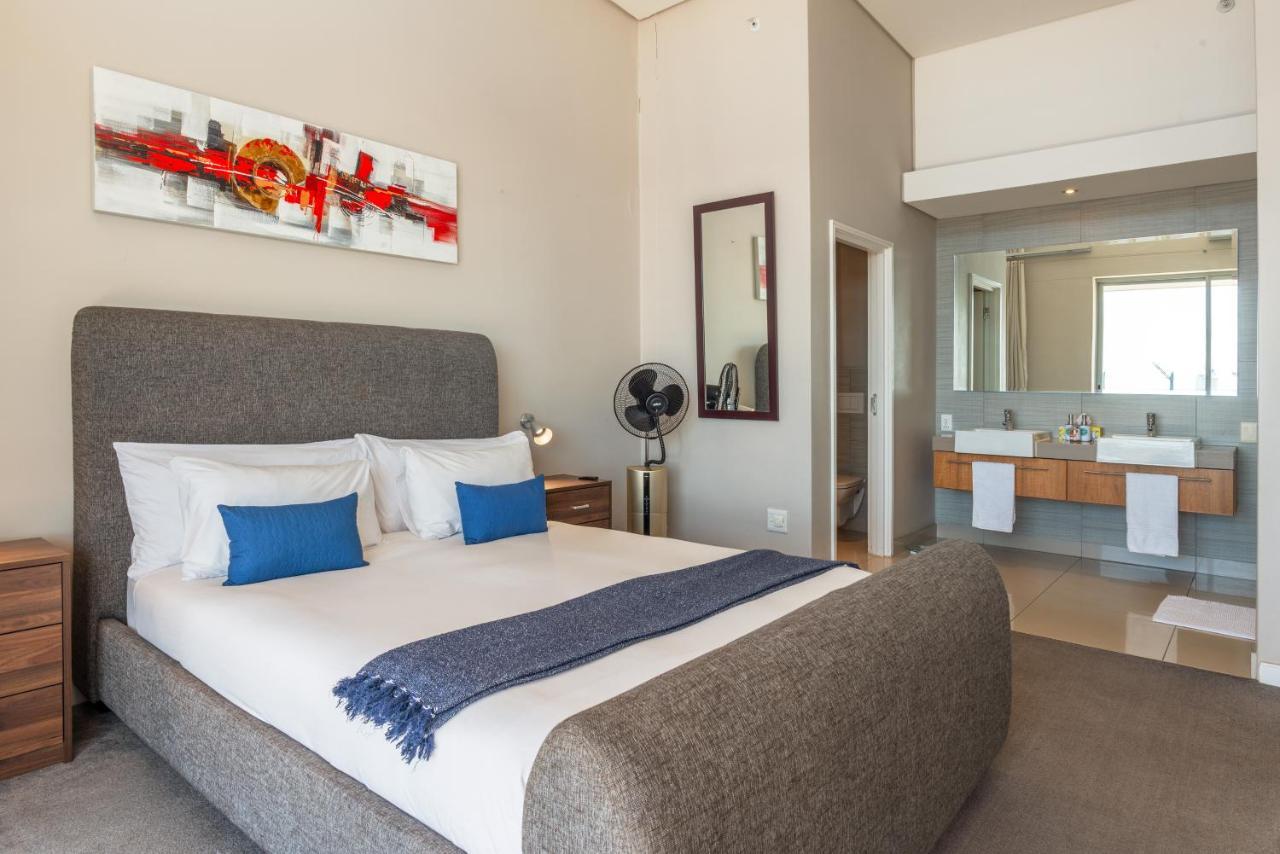 V&A Waterfront Luxury Apartments By Mcstay Cape Town Exterior photo